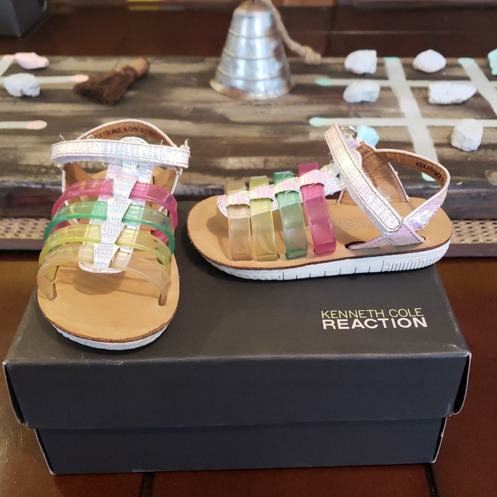 Size 5c Kenneth Cole Sandals